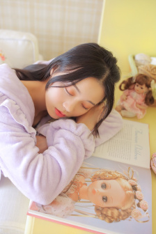 mofos视频在线观看